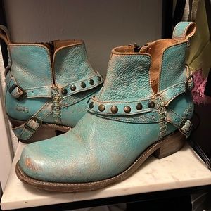 Bed Stū, fits 8-8.5 Vintage look, Spring Blue🌷🌼